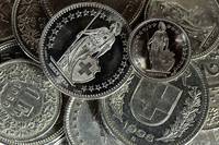 Aprecierea francului, o surpriza de proportii. Ce cred specialistii