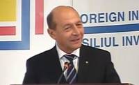 Basescu: CCR actioneaza ca o institutie penibila. Si acum regret enorm cresterea TVA