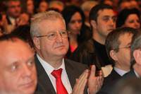 Basescu, avertizat de un senator PSD: Amenintarile cu nationalizarea sperie investitorii