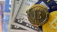 Bitcoin va deveni la fel de importanta ca o valuta de circulatie internationala