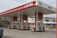 Cad capete la Lukoil: Directorul general, cercetat sub control judiciar pentru evaziune fiscala
