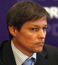 Ciolos, catre tinerii fermieri: Fiti independenti, faceti politica agriculturii!