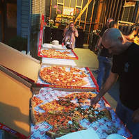 Consecinte inedite ale crizei francului elvetian: "Contrabanda" cu pizza