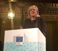 Corina Cretu dojeneste Romania cu citate din Biblie: Domnule ministru, nu stiu cat de credincios sunteti...