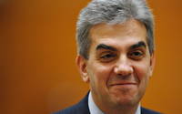 Criza creditelor in franci Nicolaescu: BNR sa priveasca mai departe de lungul nasului