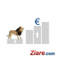 Curs leu-euro Leul tot scade fata de euro, dar ia avant fata de dolar