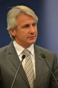 De ce-si doreste Teodorovici un nou acord cu FMI - ne-am imprumuta mai ieftin