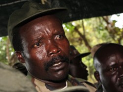 Washington ofera recompense mai mari pentru prinderea criminalului Joseph Kony