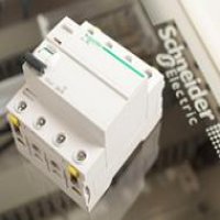 S-a lansat primul sistem modular complet pentru distributia electrica finala