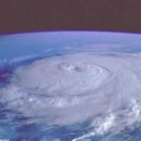 Furtuna Ileana a devenit uragan de categoria 1 in largul Mexicului