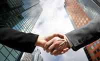 Investitorii vin in Romania pentru ca mana de lucru e de 3 ori mai ieftina