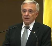 Isarescu: Fara creditare sanatoasa nu au din ce sa traiasca 40 de banci in Romania