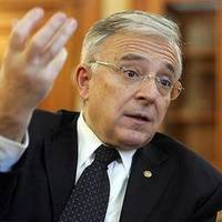 Isarescu a vorbit cu sefii bancilor despre finantarea statului