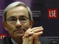Laureat Nobel pentru economie: Masurile de austeritate din Marea Britanie sunt exagerate