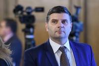 Ministrul Economiei neaga ca ar fi incasat ilegal bonusuri de 53.000 de euro de la Posta Romana