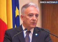 Mugur Isarescu vrea sa prinda euro macar la pensie