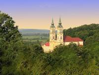 Romania, acuzata ca-si bate joc de banii UE: Manastire istorica renovata "brutal" sa arate ca un castel Disney