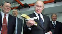 Rusia a cumparat masiv aur in ultimele luni. Se pregateste de razboi economic?