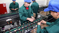 Rusia isi lasa populatia fara alcoolul din Ucraina