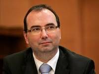Seful OTP Bank: Romanii nu sunt supraindatorati - Interviu Ziare.com