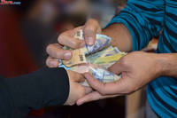 Studiu GfK: Romanii nu simt cresterea economica