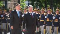 Ucraina vrea sa scape de Rusia cu gazul romanesc: Ce i-a propus Porosenko lui Iohannis