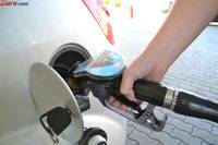 Un comisar european sustine solutia germana pentru refugiati: Taxa pe benzina in toata UE