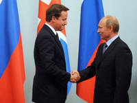 Una zic, alta fac: Marea Britanie si Franta tin cu dintii de contractele cu Rusia din industria armamentului