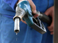 Vanzarile de carburanti au condus la cresterea comertului cu amanunut in august
