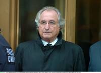 Victimele jocului piramidal al lui Madoff isi primesc banii inapoi