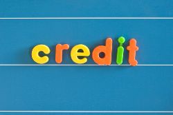 Unicredit: doar o parte din clientii bugetari au credite