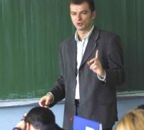 Guvernul majoreaza salarii pentru profesori din bugetele pe trimestrele II, III si IV