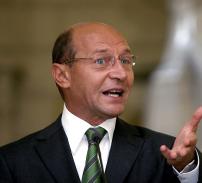 Basescu: Noua lege nu atinge autonomia universitara