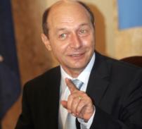 Basescu este dispus sa-si vireze salariul intr-un fond de solidaritate