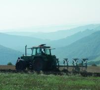 Europarlamentarii vor ca simplificarea PAC sa creeze conditii mai bune pentru agricultori 