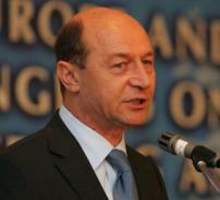 Basescu: avem de ales intre reducerea cheltuielilor sau un nou imprumut