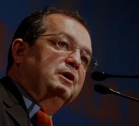 Boc: functionarii restructurati, recalificati profesional 