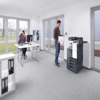 Cum să îmbunătățești eficiența operațională prin închirierea de imprimante și copiatoare?