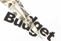 Deficitul bugetar a fost 6,5% din PIB la sfarsitul lui 2010, sub limita convenita cu FMI Deficitul bugetar a fost 6,5% din PIB la sfarsitul lui 2010, sub limita convenita cu FMI