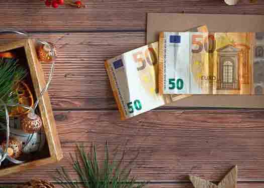 Credit rapid online sau offline? Cum e mai sigur si mai avantajos?